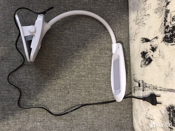 Лампа настольная