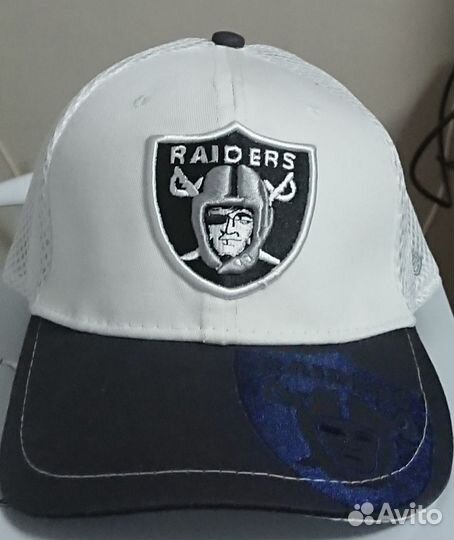 Бейсболка новая
