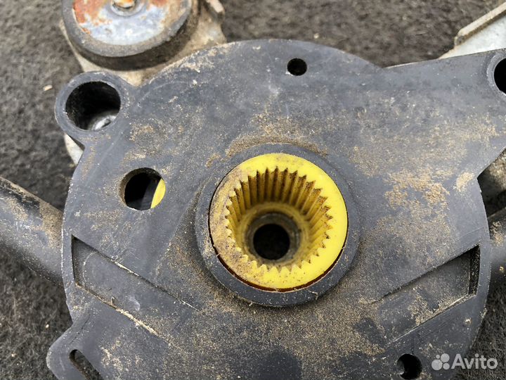 Стеклоподъемник задний левый Aydi a8 d2