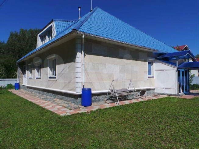 Дом 395 м² на участке 8 сот.