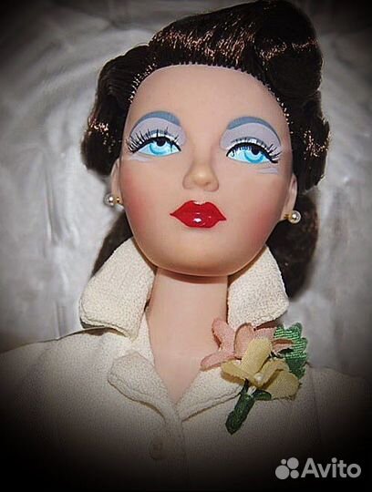 Коллекционная кукла Gene Marshall White Hyacinth