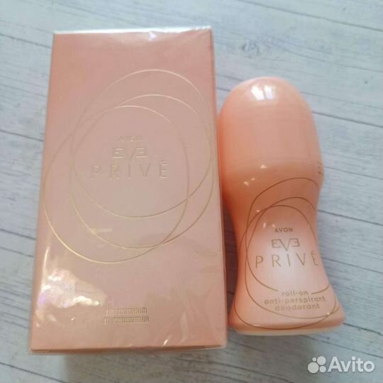 Женская вода avon