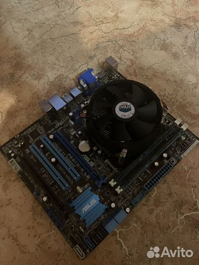 Материнская плата с процессором и памятью 1155