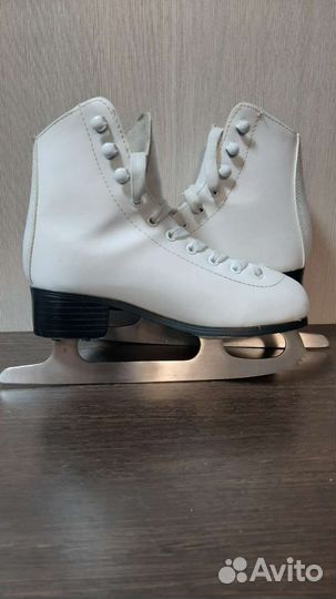 Коньки фигурные 33 размер