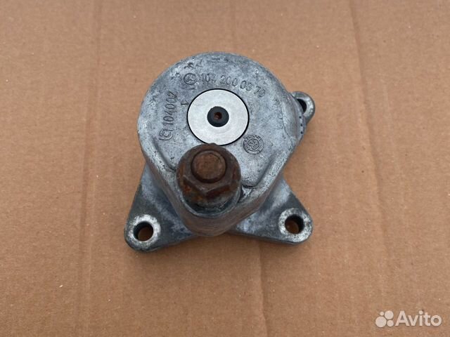 Натяжитель ремня генератора Mercedes w140 m104