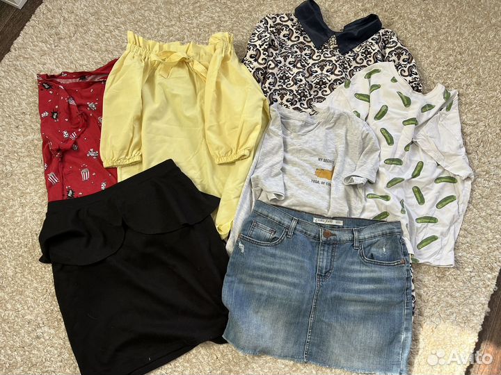 Два пакета женской одежды 46-48 размера