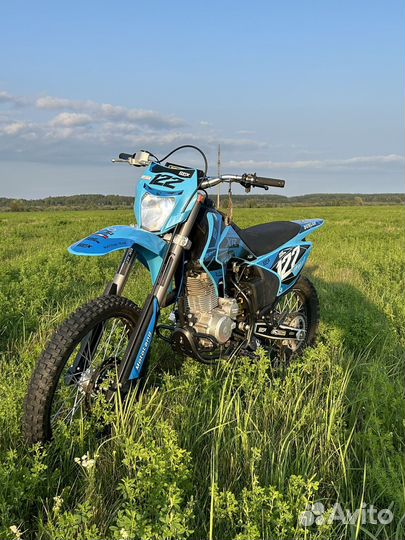 Мотоцикл Кросс Motoland XR 250 lite