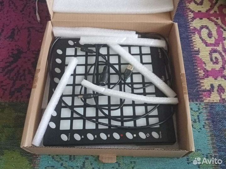 Midi контроллер