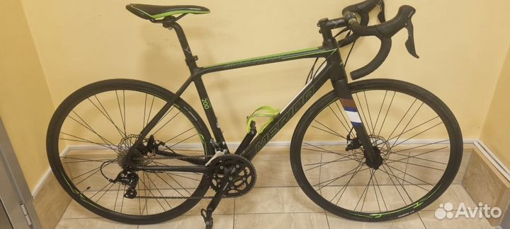 Шоссейный велосипед Merida Scultura 200