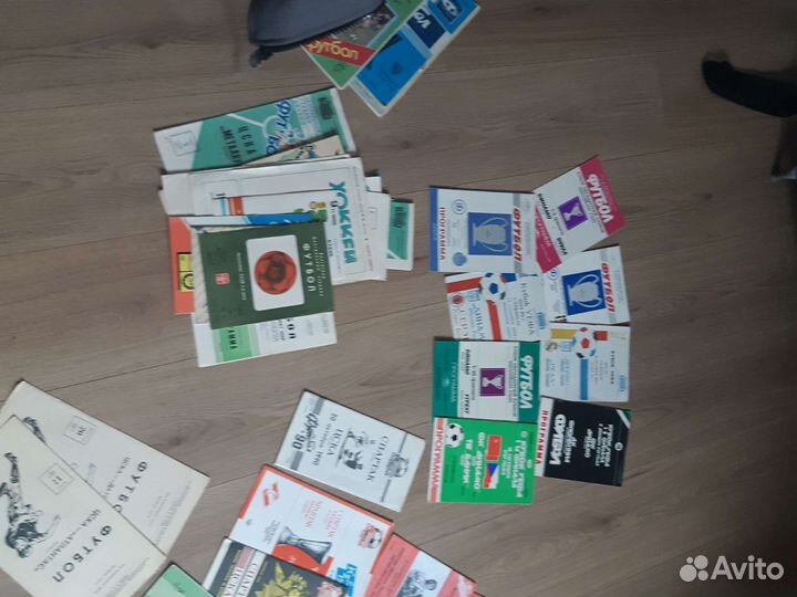 Продам коллекцию программок футбольных клубов