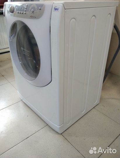 Стиральная машина Hotpoint Ariston Aqualtis