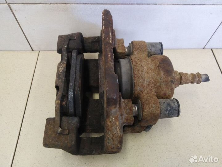 Суппорт задний правый X1 E84 2009