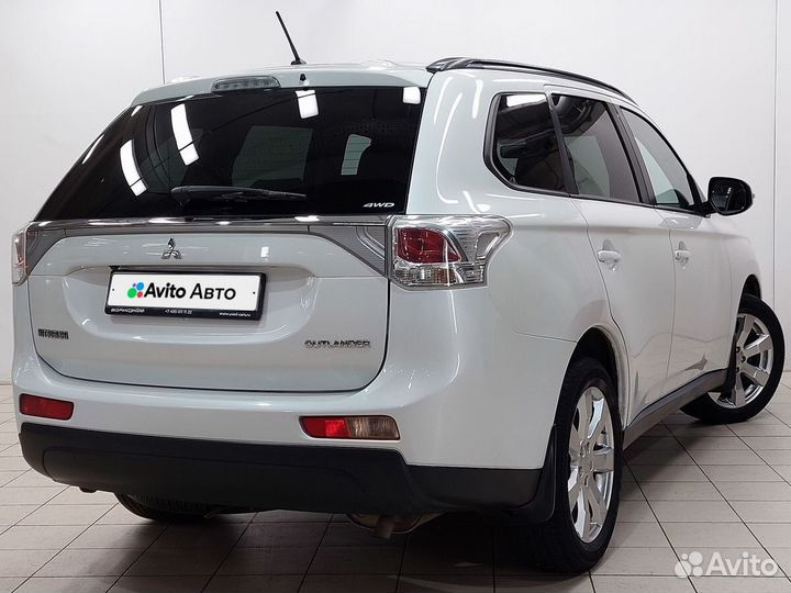 Mitsubishi Outlander 2.4 CVT, 2013, 77 400 км