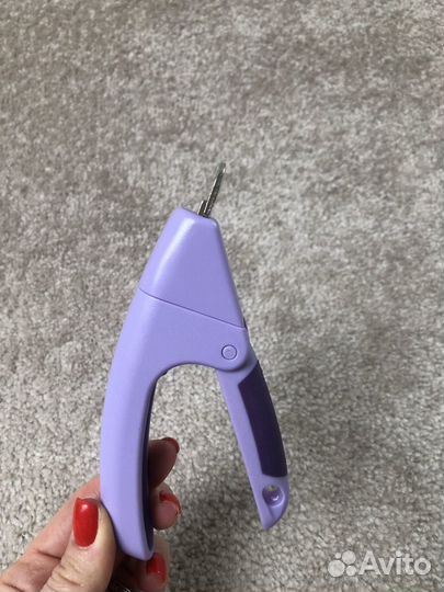 Когтерезка,ошейник,подгузники (памперсы) животных