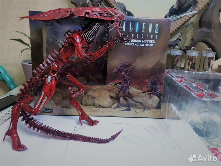 Чужие. и Другие Фигурки (Новая)