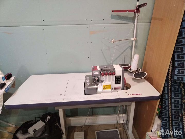 Промышленный оверлок Аврора 4-х ниточный