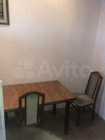 2-к. квартира, 55 м², 3/6 эт.