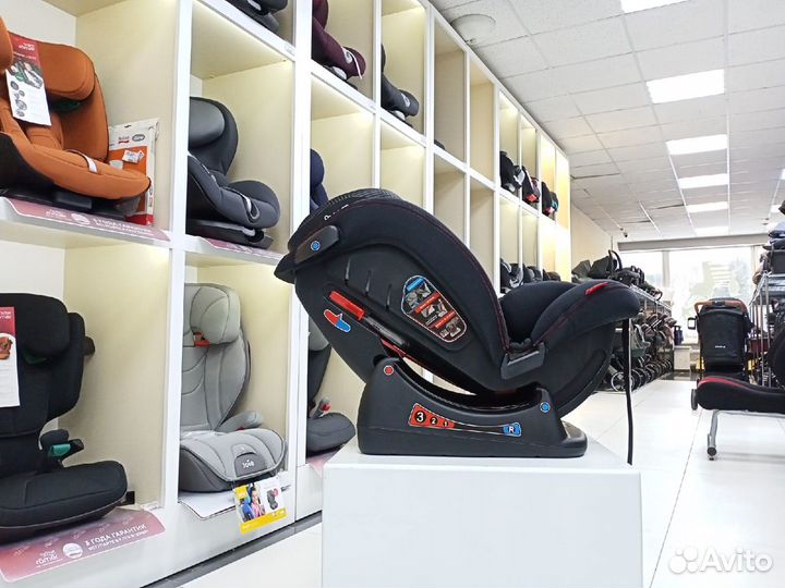 Автокресло 0-36кг Rant Matrix Новинка Racing Line