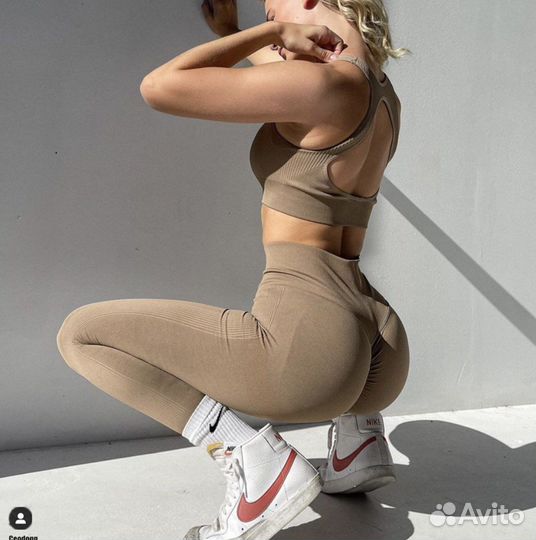 Костюм спортивный