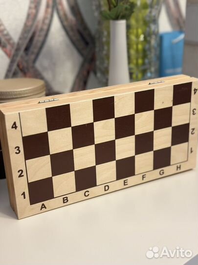 Шахматы деревянные