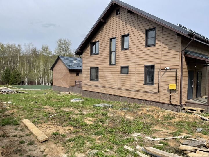 Дача 206 м² на участке 28 сот.