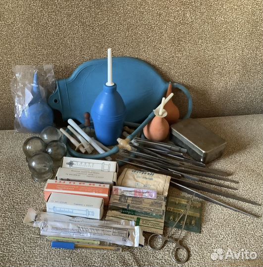 Шприц стеклянный СССР Пинцет Зажим Банки