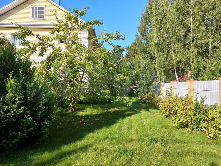 Дом 180 м² на участке 16,2 сот.