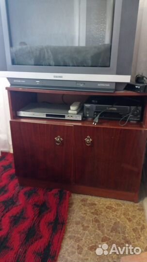 Тумба под телевизор