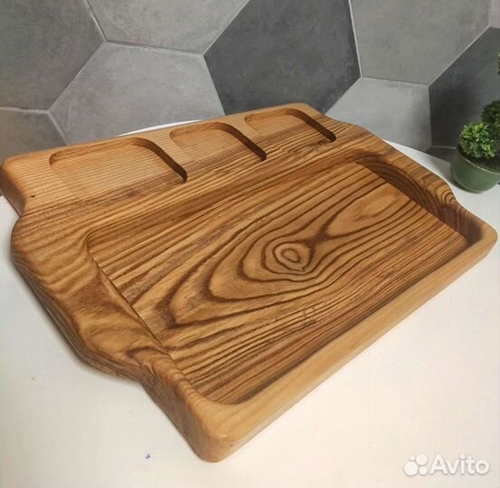 Сервировочная тарелка - шашлычница из массива