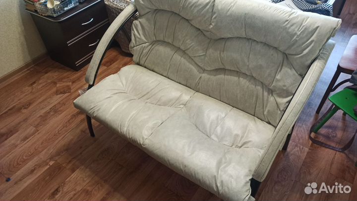 Офисный диван