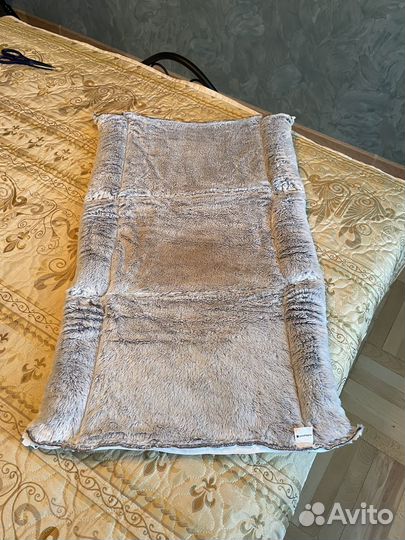 Лежанка для котиков 50/84