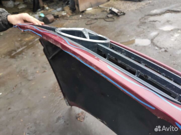 Mercedes w163 капот красный