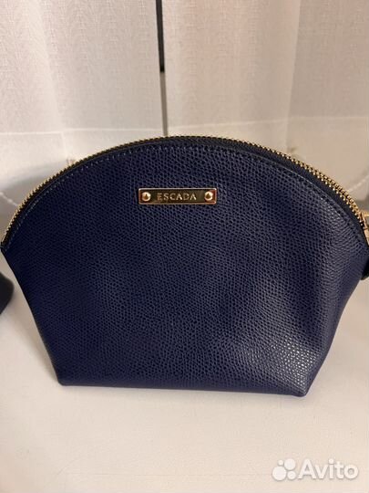 Набор косметичек (4 штуки) фирмы Escada новые