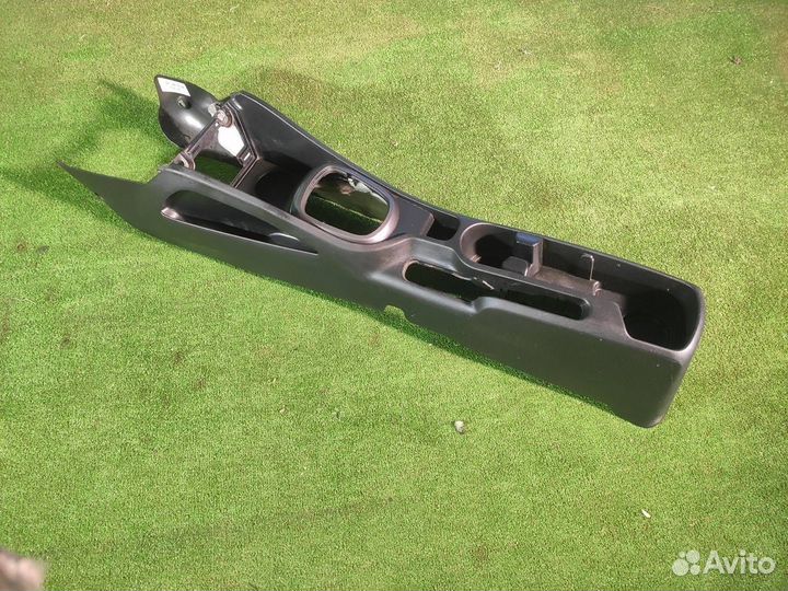 Центральная консоль Kia Rio 3 седан 1.4 2011