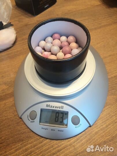 Guerlain метеориты, тени