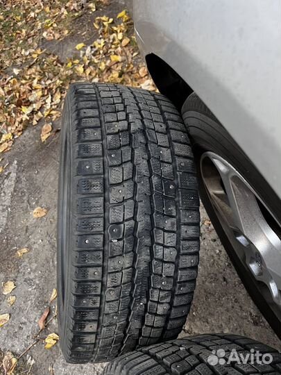 Dunlop SP Winter Ice 01 205/55 R16 94