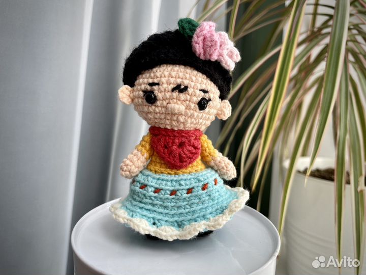 Вязанная кукла Фрида Кало ручная работа