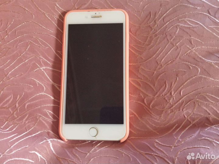 Телефон iPhone