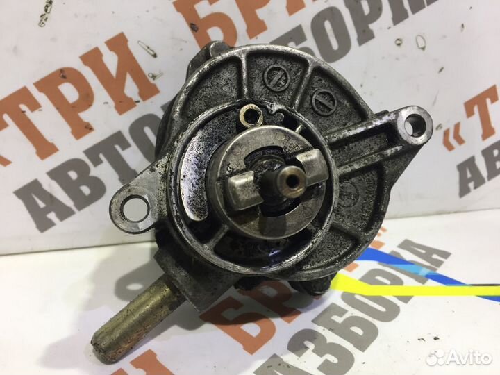 Мерседес Вито Насос вакуумный