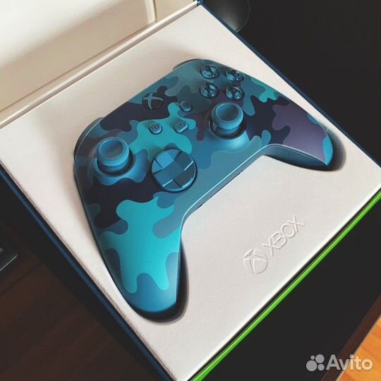 Геймпад Microsoft Xbox Wireless Controller
