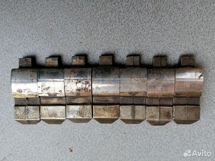 Рокер клапана (коромысло) Daewoo Nexia 8кл 1995-16