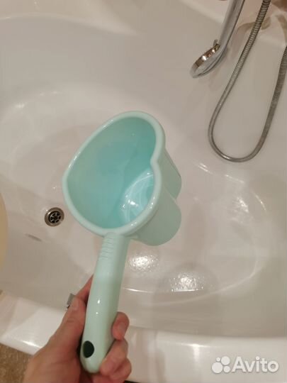 Ванночка для купания с горкой