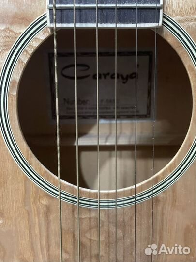 Акустическая гитара Caraya