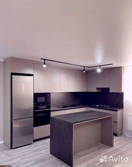 Кухня на заказ. Бесплатный монтаж