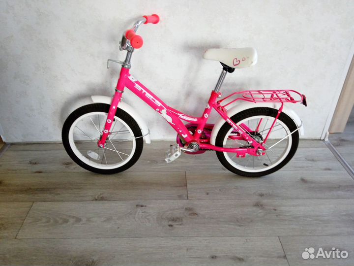 Велосипед для девочки до 7 лет