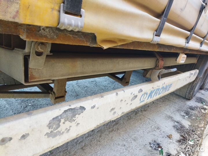 Полуприцеп шторный Krone SD, 2011