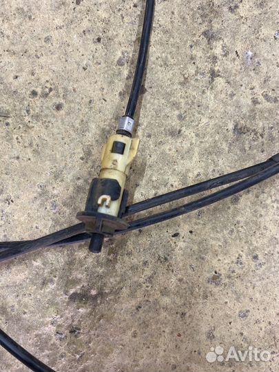 Трос бака в сборе Toyota raum exz10