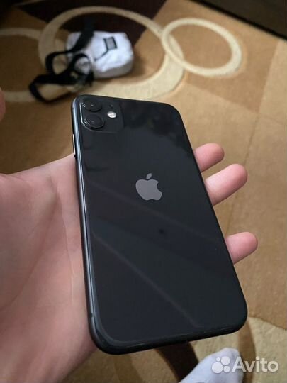 iPhone 11, 64 ГБ