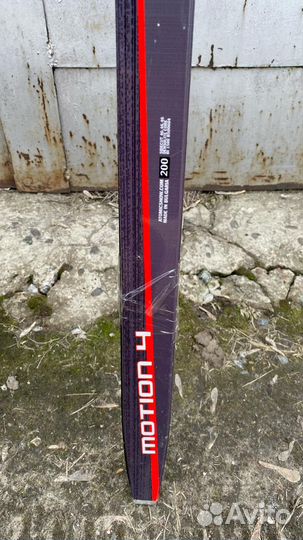 Лыжи, лыжные палки, ботинки для лыж