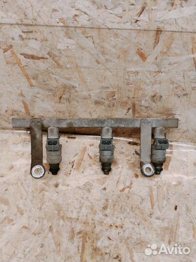 Рейка топливная (рампа) Daewoo Matiz